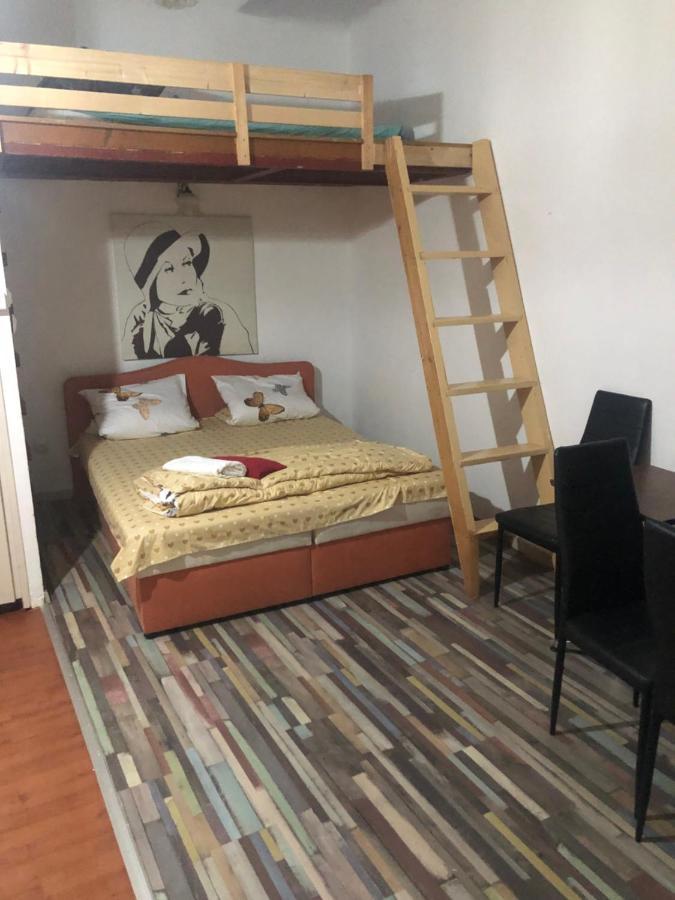 7Dab Apartment Bezeredj Contactless Self -Check-In Budapesta Exterior foto